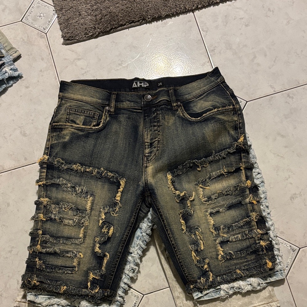 HP Men's Distressed Black Jean Shorts